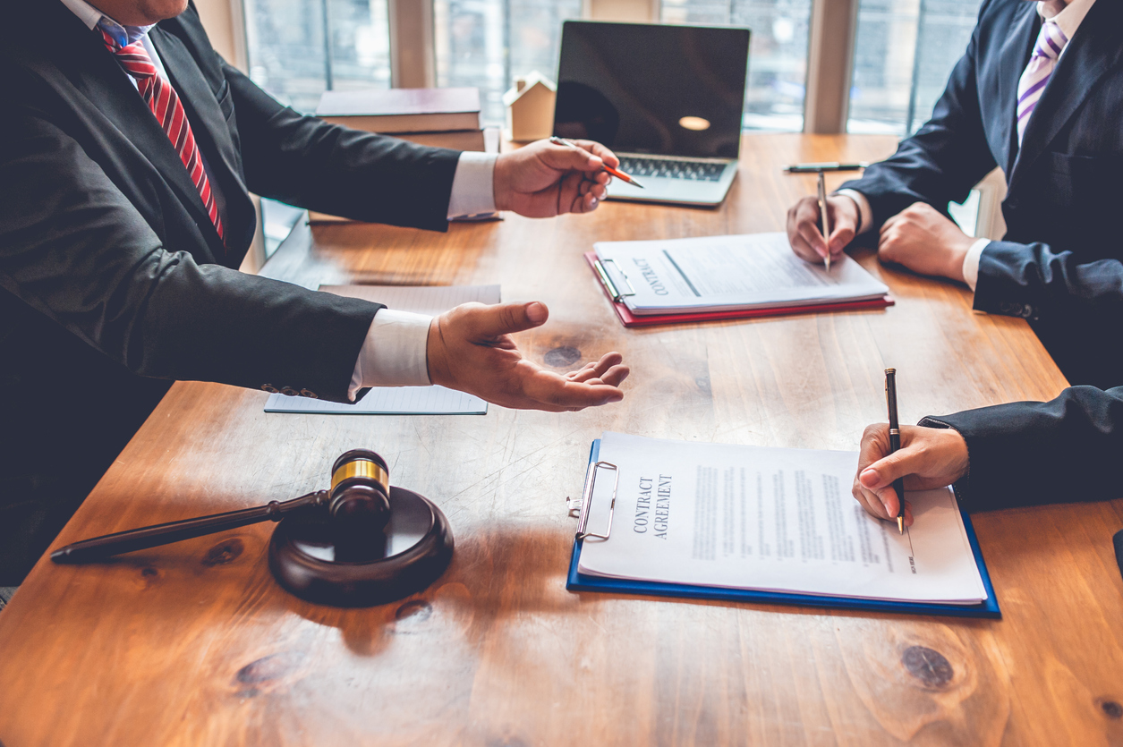 What Percentage Do Most Personal Injury Lawyers Take?