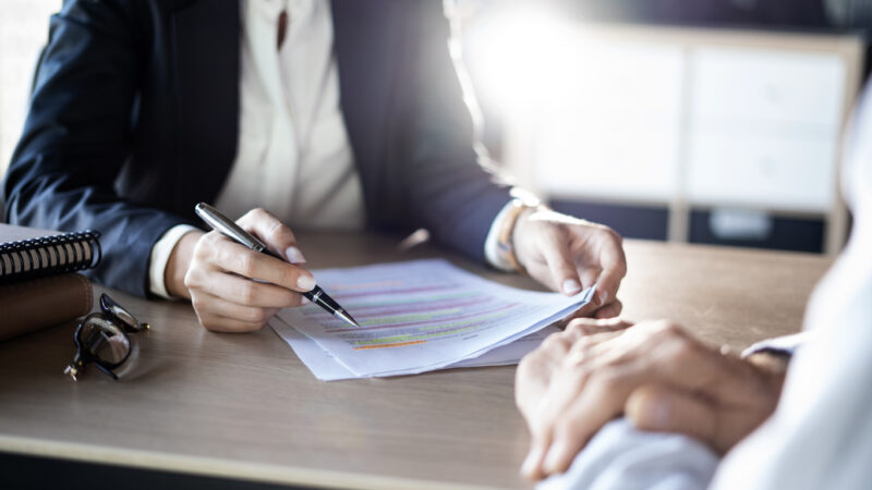 How Much Does a Personal Injury Lawyer Cost?