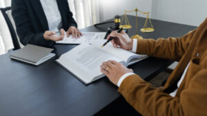 Contact Our Amazon Truck Accident Attorneys for a Free Consultation